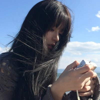 恰似两滴水